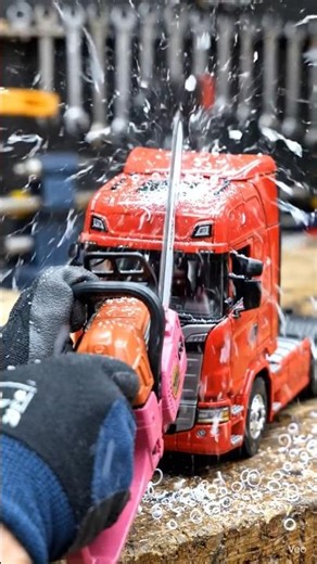 Satisfying Truck Shredding 🚜✂️#Shredding #Machinery #Satisfying #Truck #USA #Industrial #Destruction