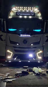 We just installed our 901W truck lights with a led flexible screen on the truck — and wow, the whole front look is next level. 😎 ✔️240W of pure power, featuring TIR reflector lenses for a perfect combo beam. ✔️Daytime? Crisp white DRL. ✔️Nighttime? Switch to amber position light or even strobe mode if you really want to stand out. ✨ Like this upgrade?👉 CLICK LINK IN BIO! #trucklights #trucklighting #headlamp #drivinglight #led #truck #offroad #offroad4x4 #offroadlights #LEDFlexScreen #leddispl