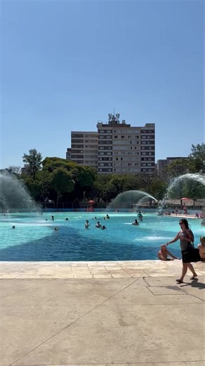 16K views · 478 reactions | BORA PRA PISCINA ☀️ Sabia que a piscina do Distrital - Parque da Mooca está funcionando? Aproveite pra curtir   Terça a domingo ⏰ 9h às 11h30 e 13h às 16h  É preciso a Carteira do Centro Esportivo ou fazer uma carteirinha no parque, durante horário comercial: levar RG, CPF e Comprovante de Residência. Você pode fazer também pelo site do SP156 Gratuito   Rua Taquari, 549  Viva Mooca | Viva Mooca | Facebook