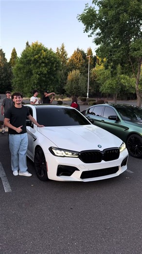 AI-Generated BMW M5 F90 Review: 800whp Power