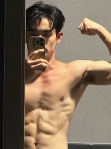 ฟิตหุ่นด้วยแชทจีบีทีและวินัย