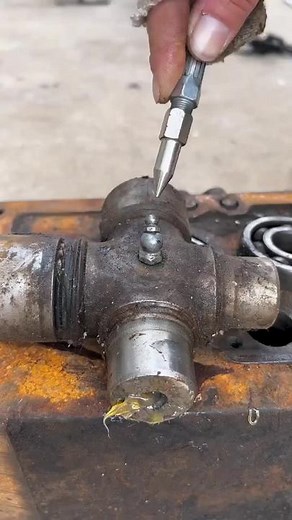 Mechanical Process: Lubricating a Metal Component