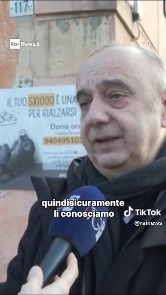 Per chi non ha dove dormire anche il cimitero diventa un rifugio. Succede a Modena, una delle città più ricche d’Italia. A raccontarlo al quotidiano La Gazzetta di Modena una signora che faceva visita ai defunti. Ma per chi lavora nell’accoglienza la situazione purtroppo è nota.