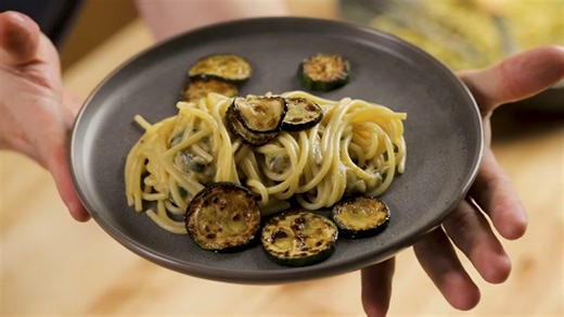 I tried Stanley Tucci’s favorite pasta... now I get it