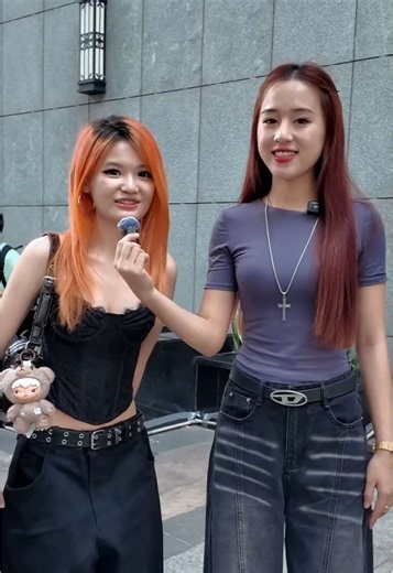 အရမ်လန်းတဲ့ ကောင်မလေးနှင့် Hater များ