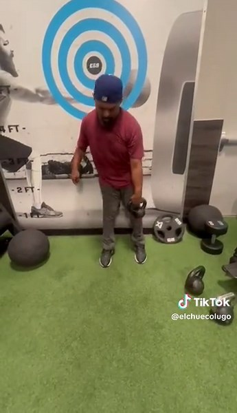 went from working on chest to working on focus and concentration. no bullshit today's workout almost broke me but it was the focus and concentration that we've been working for over a month that got me to power through. Let's go!!! @leonelceballosrealestate #abilitiesnotdisabilities #workout #CerebralPalsy #consistency #biometrics