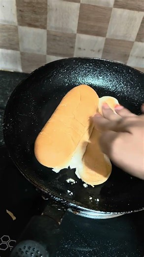 Indian Hot dog 🌭😜#recipe #cooking #hotdog #sausage #food #foodie #foodlover #foodshorts #foodblogger
