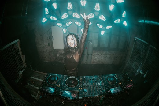 100 flights 19 days 7 hours of flying 315,253 km of travels 35 cities 16 countries 65 shows 0 sleep 1 deluxe album 1 remix album 9 singles and all the love and support from YOU thank you for making my 2023 awesome and completed. thanks to my team & everyone who believes in me & my music. are you ready for another crazy ride with me in 2024👽✨ 🎥 by @minkportraits | RayRay