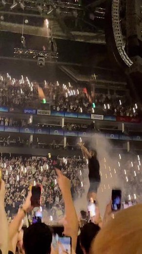 一晚上的沉浸式洗耳 #postmalone #神级现场 #一开口就是全场大合唱 #蹦迪现场嗨爆全场