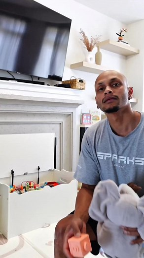 Building a DIY Toy Chest with Viyan