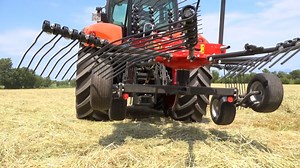 2.7K views · 17 reactions | #Vicon Andex 353 single rotor rake! With a 3.50m working width, this rake delivers top-notch performance through a simple yet reliable system. ✨ | Vicon UK | Facebook