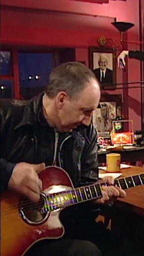 The Who legend Pete Townshend performs Pinball Wizard on TFI Friday 🎸