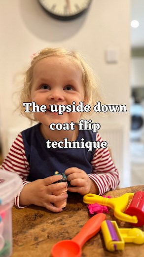 Here is why it’s great 👇🏼 The “Upside-Down Coat Flip” teaches toddlers to put on their coats independently. Not only is this incredibly helpful to get out the front door with speed; their teachers at nursery & school, will actually thank you for it! 🫵🏻😅 It requires time, patience, and practice, offering just enough assistance to empower without overshadowing their newfound skills. Time and Patience: Toddlers are navigating a world of newfound abilities and skills, and grasping tasks like pu