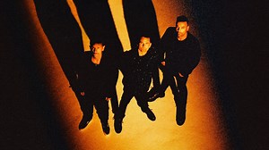 Muse Return With New Song “Unravelling”