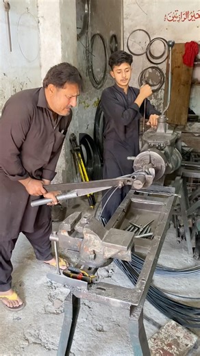 This Spring Was Made Without Measuring Tools ⚙️🔥#shorts