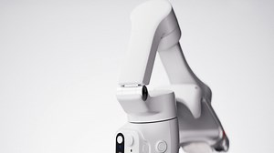  Meet the Hohem iSteady V3! Featuring upgraded AI tracking and a unique detachable remote. Be among the first 100 to get special gifts—shop today! https://store.hohem.com/products/isteady-v3-foldable-smartphone-gimbal-stabilizer-hohem?variant=48873130524992 #gimbal #hohem #iphone #samsung #videography | Hohem | Facebook