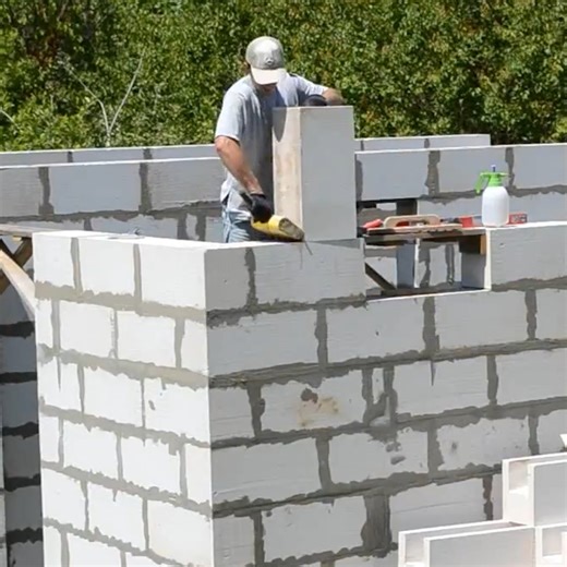 1.1M views · 4.6K reactions | House Building with Aerated Blocks First Floor | DIY & Crafts | Facebook