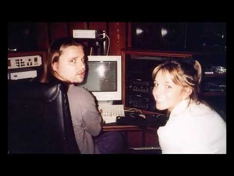 Britney Spears (feat. Nana Hedin) - Hit Me Baby One More Time - June 1998 Unmastered Recording