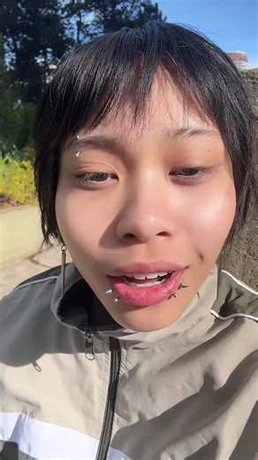 Vidéos de Linh (@linh.core) avec Relaxed scene - miguel𖣂