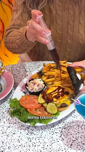 Beetlejuice tickets with a dinner to match? Yes, please! 👻 Book now at broadwaydirect.com/lddpum661t Experience the ultimate Broadway night out with the @beetlejuicebway & @serendipity3nyc Dinner Package. Available at both Serendipity3 locations. #Serendipity3 #Beetlejuice #Beetlejuiceonbroadway #TimesSquare #NYCEats #TimesSquareNYC #TimesSquarenewyork #broadway #manhattan #NYCLife #NYCfood #NYCfoodie #NYCrestaurants #NYCeats #NYCdining #desserts #nycdesserts #nyctourist #nycbrunch | Serendipit