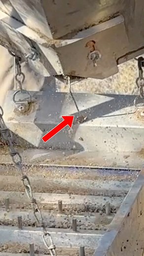 The Tickler for Royal Drywashers catching gold. If your drywasher clogs, add the tickler to it to prevent the issue. Dig all day in the dirt for GOLD with no clogs! #goldrush #goldprospecting #mining #digging Royal Manufacturing | Chrisundertaking