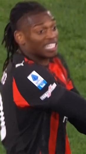 The Moment Rafael Leão Lost His Mind... 😡