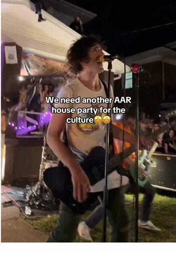 @The All-American Rejects are a band for the PEOPLE🤩 playing backyard parties over stadiums so fans can get a real connection