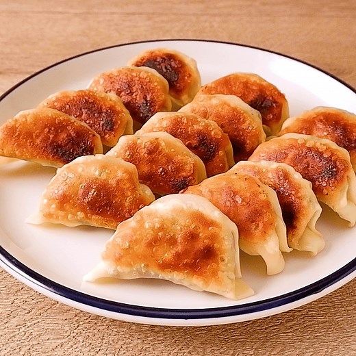 カリッとプリプリ えびニラ餃子 作り方・レシピ | クラシル