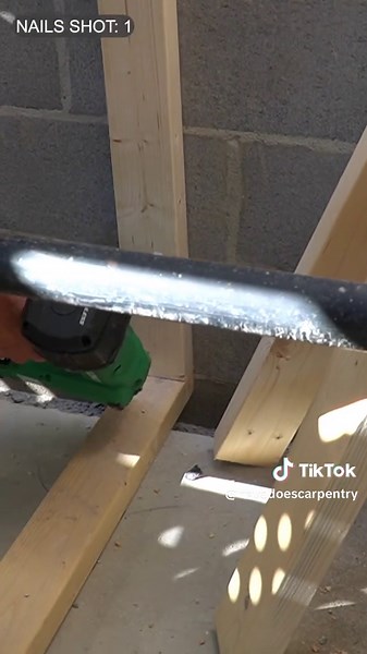 Hikoki Framing Nailer Review: Battery Performance Testing