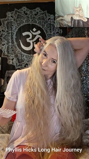 ❤️Combing Long Wavy Hair