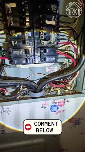 Older Electrical Panel ⚡ What Do You Notice First?
