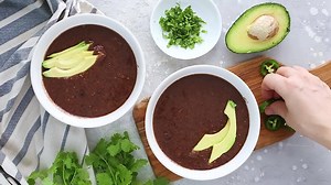 119K views · 65 reactions | This Easy Black Bean Soup recipe is a delicious and quick weeknight dinner or lunch meal prep. It’s vegan, takes about 30 minutes and so hearty! Garnish with your favorite toppings and you have a warm, quick satisfying meal! I am literally in love with this soup. Mike also loved it cold as a black bean dip! Full recipe: https://lexiscleankitchen.com/easy-black-bean-soup/ | Lexi's Clean Kitchen | Facebook