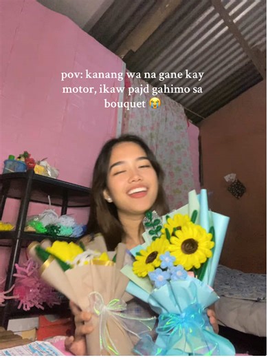 Creative Bouquet Ideas Using Fuzzy Wire