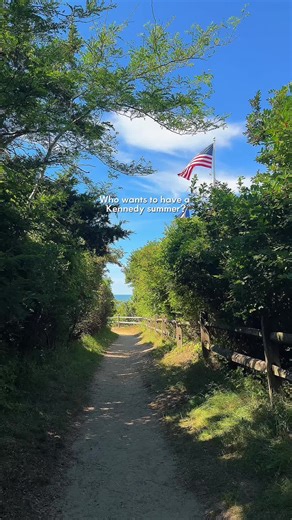 Take me to The Cape! ⛵️ #capecod #nantucket #marthasvineyard #kennedysummer