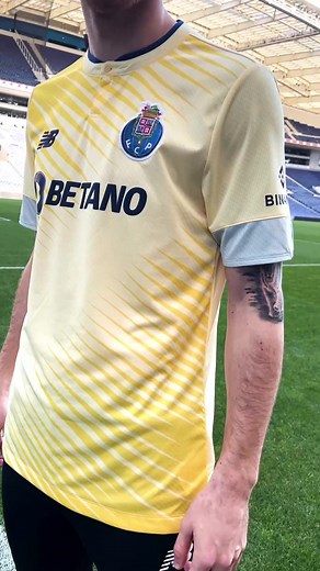 Behind the Scenes of a New Balance x FC Porto Kit Shoot