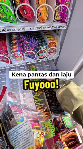Sedekah Setiap Hari di Vending Machine
