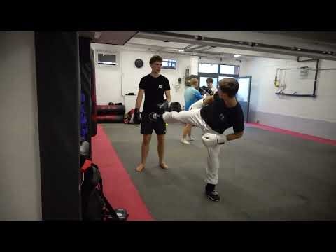 Kickbox Training