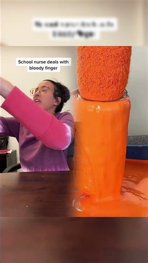 Miss Emily got not 1 but 2 icepacks@kayy_nas154409