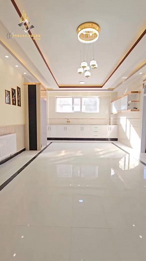 🔰 آپارتمان 3 اتاقه فروشی! آدرس: ناحیه 15، گولایی خواجه بغرا. قیمت: 69,000 دالر با جور آمد. 🔎مشخصات: ✔️متراژ: 140m² ✔️اسناد: شرعی ✔️ منزل: 3 ✔️ تعداد حمام و تشناب: 2 ✔️ آشپزخانه: 1 امکانات و سهولت های رفاهی: ▪️آب شیرین؛ ▪️ لفت سولری 24 ساعته؛ ▪️برق؛ ▪️پارکینگ؛ ▪️مرکزگرمی؛ ▪️ سیستم کمره های امنیتی؛ ▪️ سیستم اطفائیه؛ نوت: تمام معاملات مطابق با پول افغانی صورت میگیرد. برای مشاوره و جزئیات بیشتر با ما در ارتباط شوید: 0704111134_0766111134 0783111134_0786111151 ثبت املاک: 0787171111 شراکت آباد: 0782