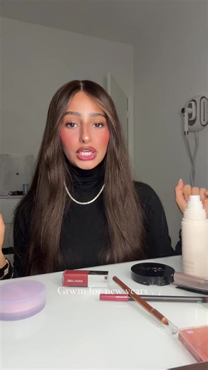 Glamorous New Year Makeup Tutorial for 2023