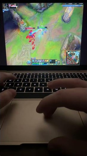 Hater Said Trackpad Players Can’t Win… So We 1v1’d