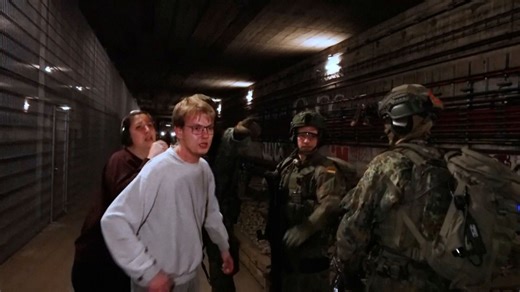 Kriegsspiele in der Berliner U-Bahn