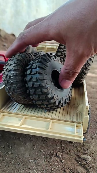 RC Truck Hauls a Huge Load of Used Tires! 🚛🛞 Off-Road Challenge