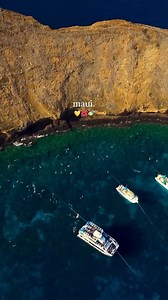 Maui is your best way to go for the best snorkeling experience. 🤿🐢 🌊 🌊 Imagine gliding through crystal-blue waters, exploring colorful coral gardens, and swimming alongside graceful sea turtles, shimmering tropical fish, and even playful dolphins. 🌅 Top locations like Molokini Crater, Turtle Town, and Black Rock offer unforgettable experiences for every skill level — especially during the peaceful, sun-kissed mornings. ✨ 📽️: @tootripsy #hawaii #travel #100Hawaii #hawaiianstyle #hawaiianvib