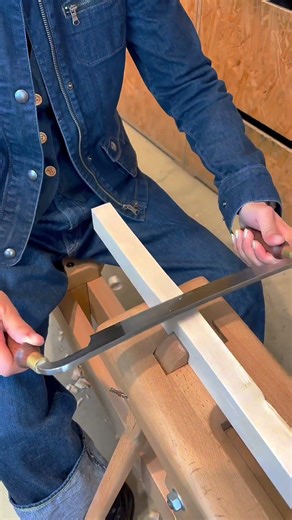 The DIY Solution for Holding Any Piece of Wood