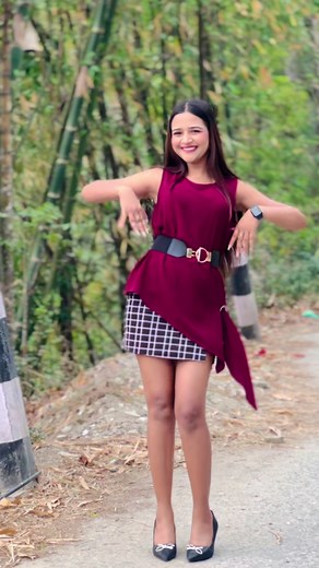 Performance in Okhaldhunga | Aakhaigajala Nepali Song | Anjila Regmi