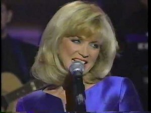 Barbara Mandrell singing "Night Life"