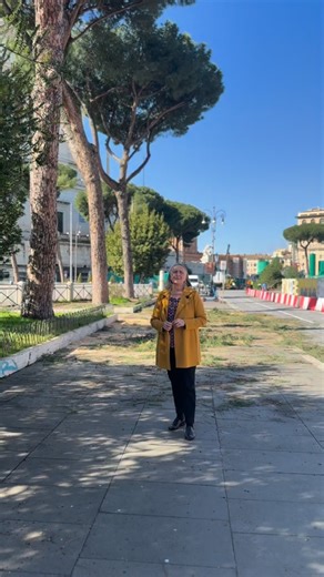 Sabrina Alfonsi | Nuovi aggiornamenti da Via dei Fori Imperiali.🚧👷‍♂️ Dopo i crolli delle scorse settimane, proseguono le operazioni di messa in sicurezza e... | Instagram