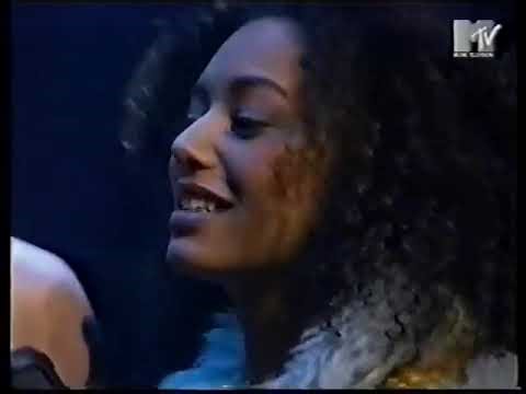 Spice Girls - Do You Think About Me/ One Of These Girls/Wannabe Medley - MTV Hanging Out 17.04.96