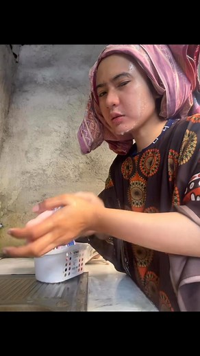 HILAMUS MUNA TAYO USING THIS SOAP “ HIMALAHAN SALT SOAP”😻 Click this to order 👉🏻 https://vt.tiktok.com/ZSH3DmBuNU5aC-NQIvj/ FB PAGE 👉🏻 https://www.facebook.com/share/1D6Ju4XDWR/?mibextid=wwXIfr | Bai Jamillah